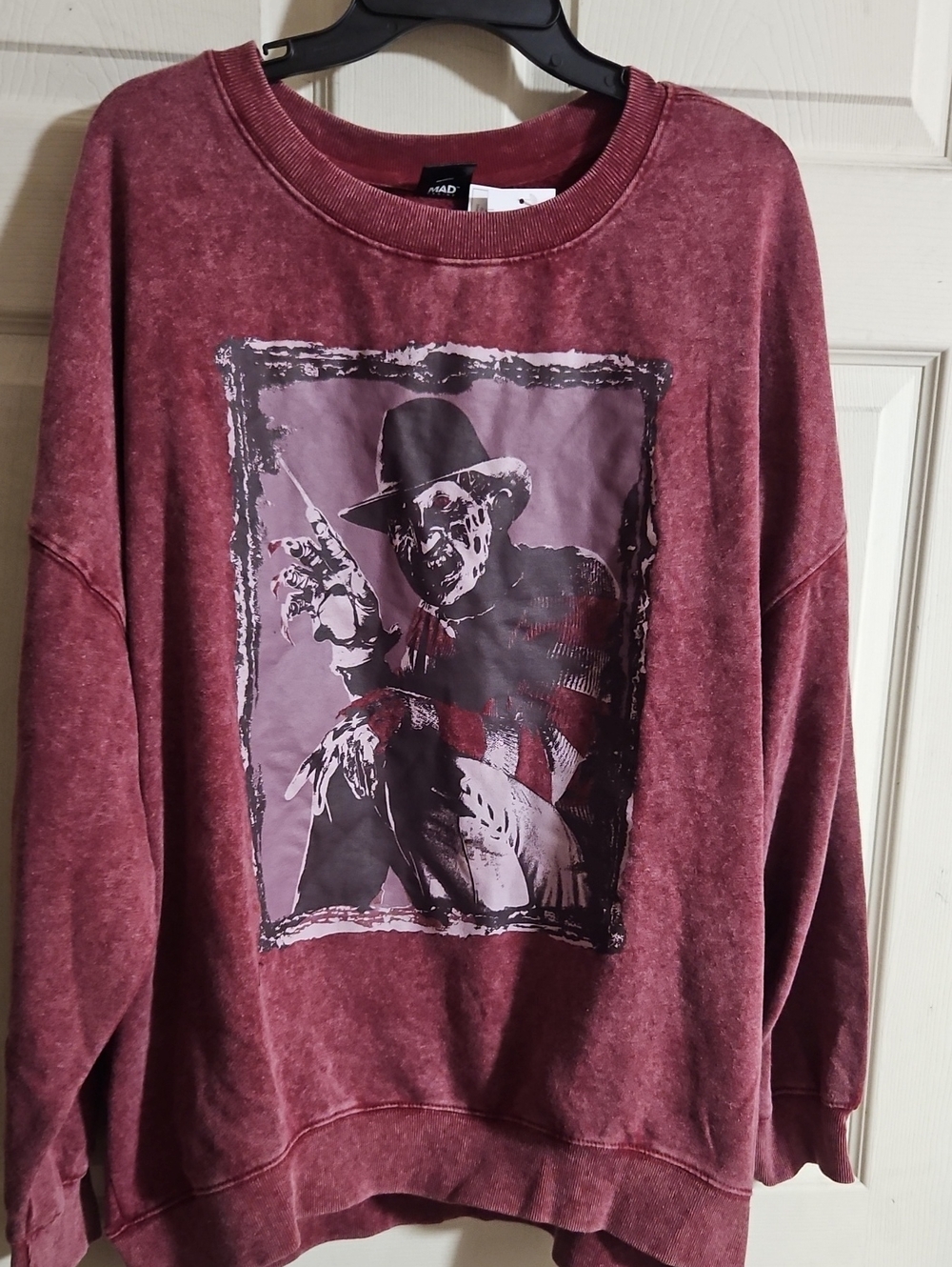 A Nightmare on Elm Street Graphic Halloween Sweatshirt: Freddy Frame: NWT: SZ L
